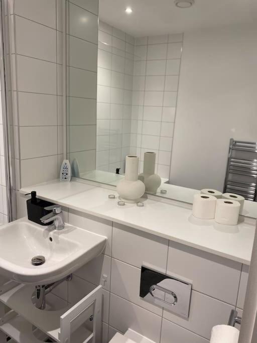 Апартаменты Manchester-1br Free Parking-cinema