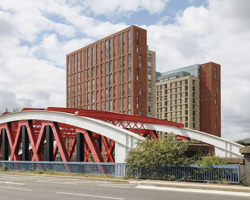 Manchester-1br Free Parking-cinema Апартаменты