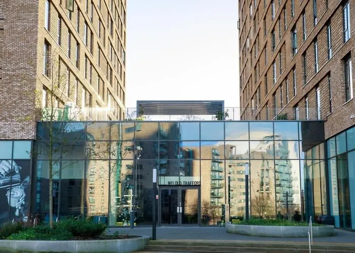Central Manchester-1Br Apartment Free Parking-Cinema Room